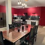 Luxueux Avec Piscine, Spa, Jardin Et Equipements De Loisirs A Sarge-les-le-mans - Fr-1-410-437 * Sargé Les Le Mans