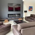度假居 Luxueux Avec Piscine, Spa, Jardin Et Equipements De Loisirs A Sarge-les-le-mans - Fr-1-410-437 Sargé Les Le Mans
