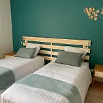 Luxueux Avec Piscine, Spa, Jardin Et Equipements De Loisirs A Sarge-les-le-mans - Fr-1-410-437 度假居 Sargé Les Le Mans
