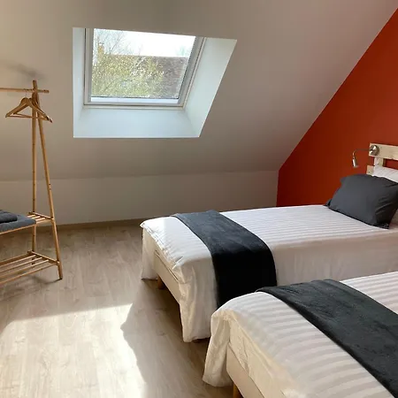 Luxueux Avec Piscine, Spa, Jardin Et Equipements De Loisirs A Sarge-les-le-mans - Fr-1-410-437