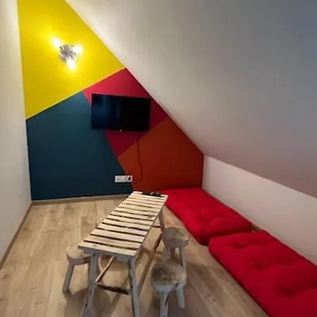 Luxueux Avec Piscine, Spa, Jardin Et Equipements De Loisirs A Sarge-les-le-mans - Fr-1-410-437 Semesterbostad *