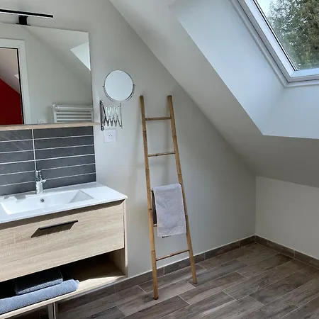 Dom wakacyjny Luxueux Avec Piscine, Spa, Jardin Et Equipements De Loisirs A Sarge-les-le-mans - Fr-1-410-437 *