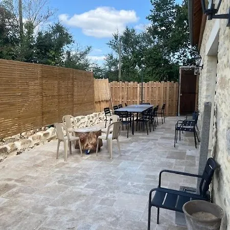 Luxueux Avec Piscine, Spa, Jardin Et Equipements De Loisirs A Sarge-les-le-mans - Fr-1-410-437