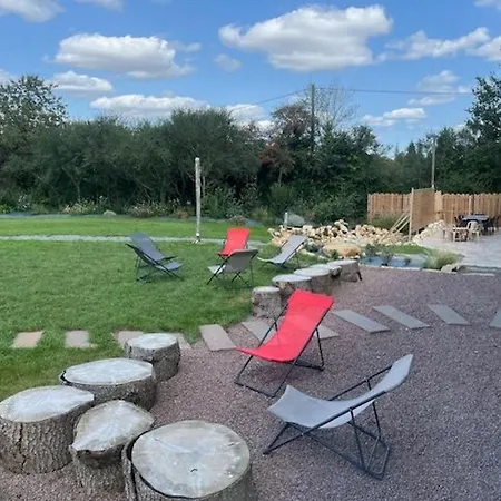 Luxueux Avec Piscine, Spa, Jardin Et Equipements De Loisirs A Sarge-les-le-mans - Fr-1-410-437 Dom wakacyjny