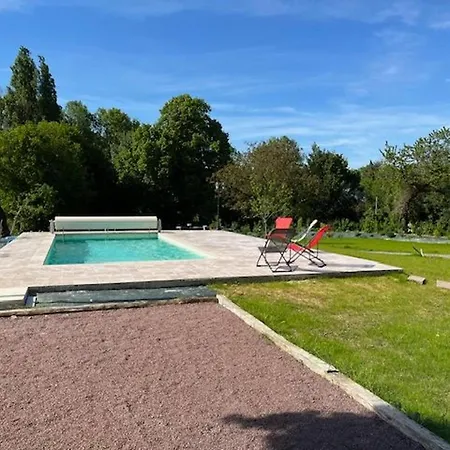 Semesterbostad Luxueux Avec Piscine, Spa, Jardin Et Equipements De Loisirs A Sarge-les-le-mans - Fr-1-410-437 *