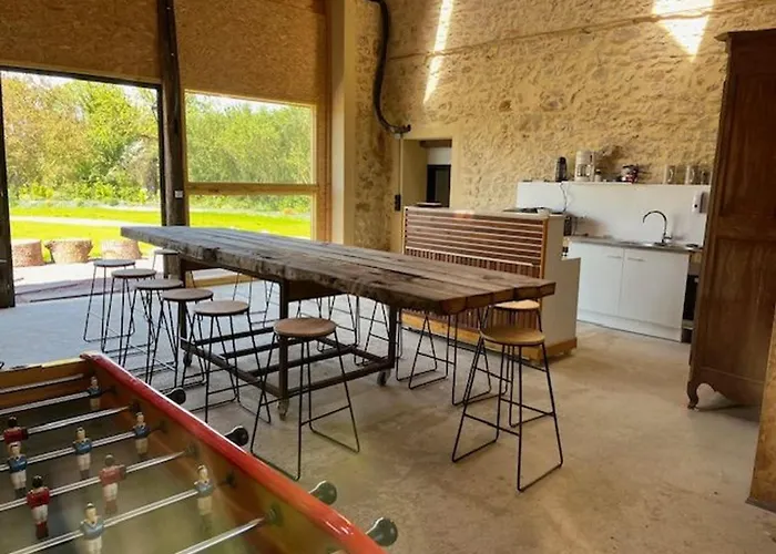 Luxueux Avec Piscine, Spa, Jardin Et équipements De Loisirs à Sargé-lès-le-mans - Fr-1-410-437 Sargé Les Le Mans